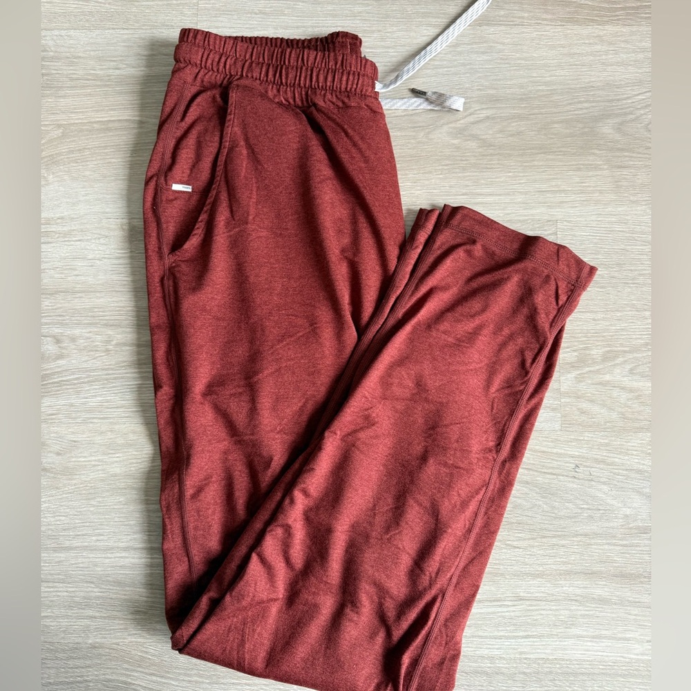 Men’s Vuori Pant - Sz Medium - Good Condition!